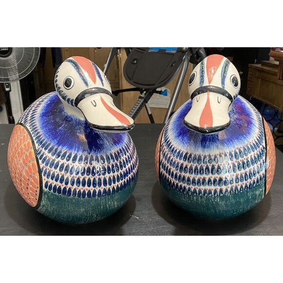 Set of 2 Large Heavy Handpainted Signed Erandi Mexico Ceramic Ducks EUC - Picture 1 of 7